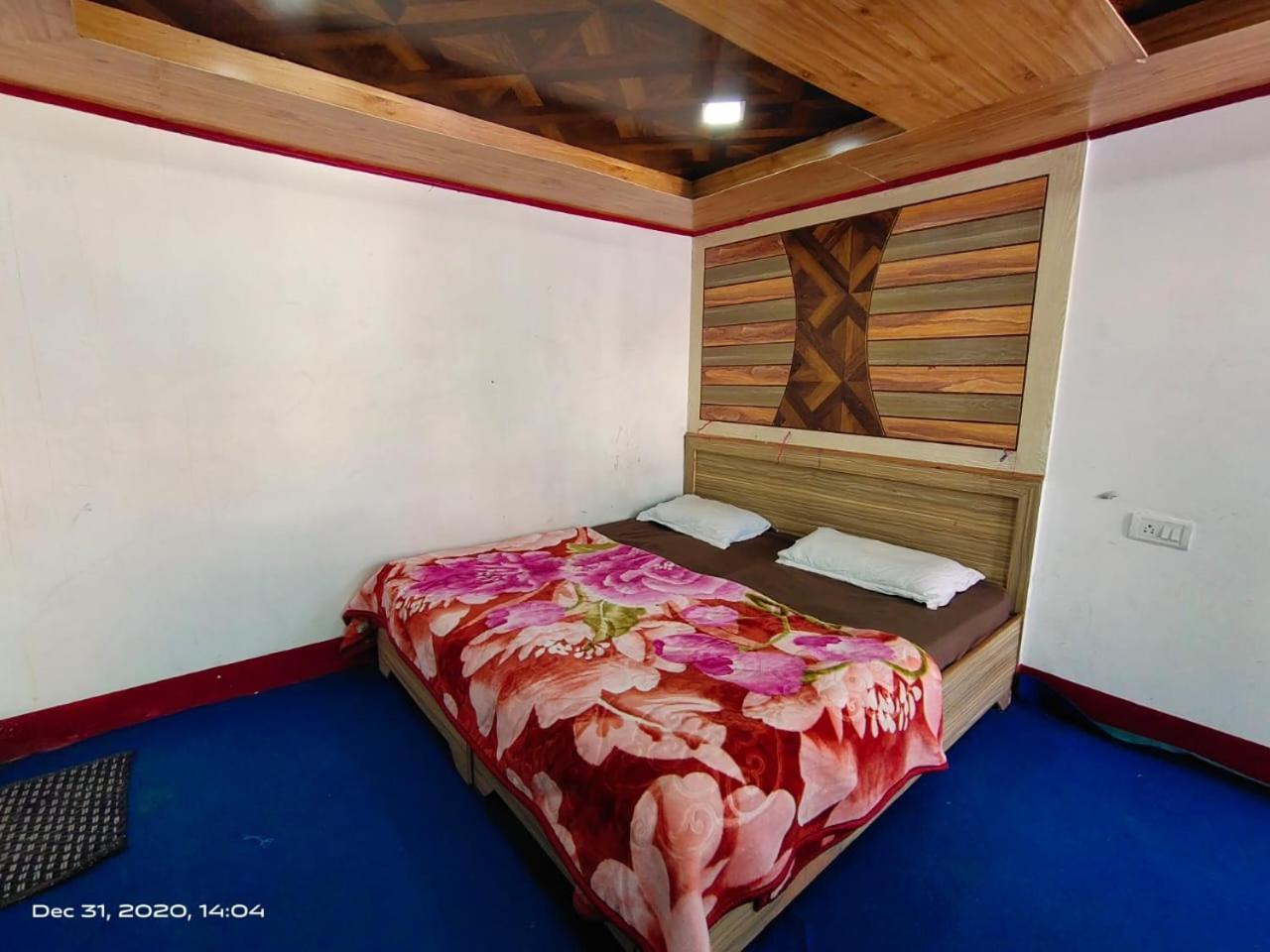 Hotel D Indian Kargil Exterior foto